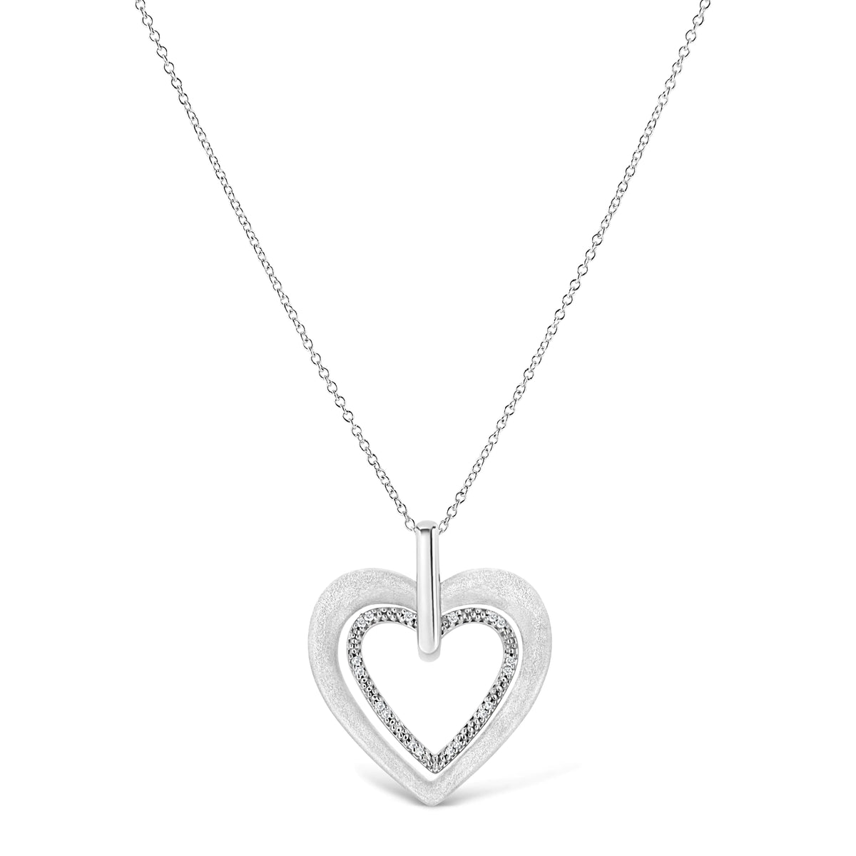 Collar con colgante de corazón doble de 18" con detalles de diamantes engastados en puntas en plata de ley 925 (color IJ, claridad I1-I2)