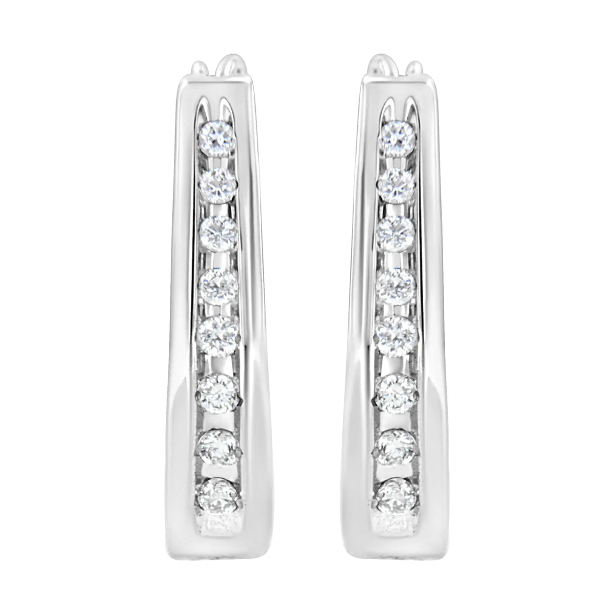 Aros de diamantes cultivados en laboratorio de 1/4 ct en plata esterlina 925 (color FG, claridad VS2-SI1)