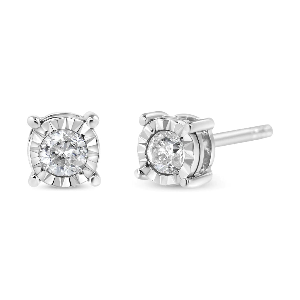 Pendientes de botón engastados milagrosamente con diamantes redondos casi incoloros de 1/5 quilates en plata esterlina 925