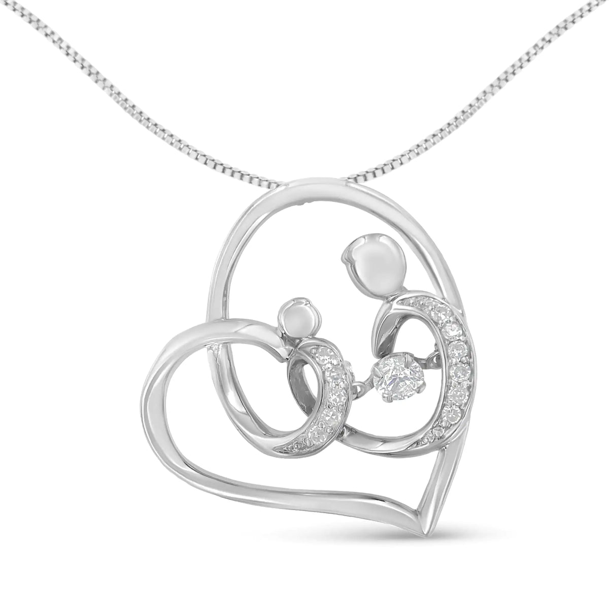 Collar con colgante de corazón de diamantes de 1/6 cttw en plata de ley 925 (HI, I1-I2)