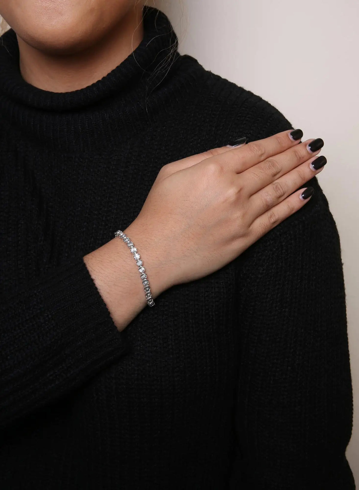 Pulsera de tenis con eslabones redondos en forma de estrella y diamantes engastados en plata de ley 925 de 1/4 ct (color IJ, claridad I2-I3) - Tamaño 7,25"