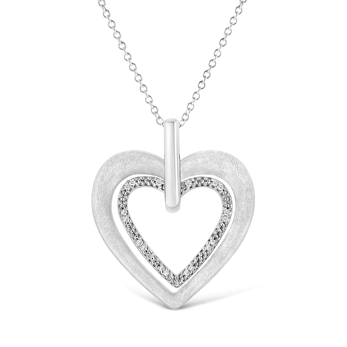 Collar con colgante de corazón doble de 18" con detalles de diamantes engastados en puntas en plata de ley 925 (color IJ, claridad I1-I2)
