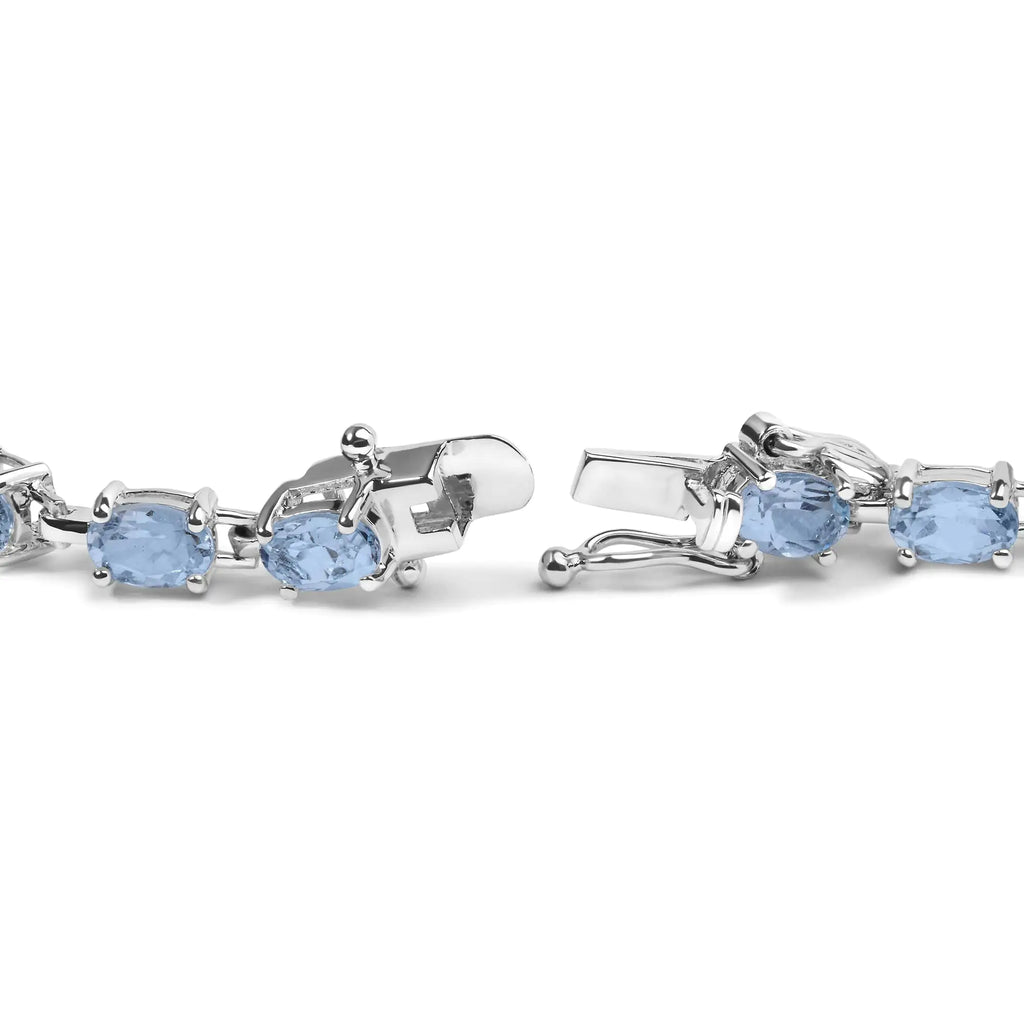 Pulsera de eslabones de topacio azul claro creado en forma ovalada de 11,0 quilates en plata de ley 925 (7 pulgadas)