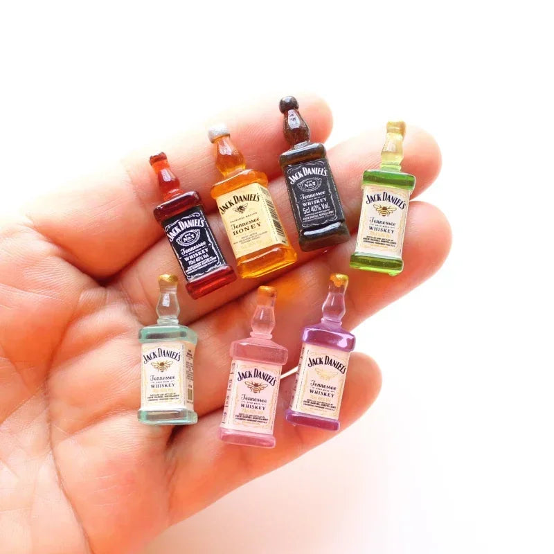10pcs Mini Alcohol Drink Bottle Charms Simulation Beverages Pendants for Earrings Necklaces Keychain DIY Jewlery Making Craft