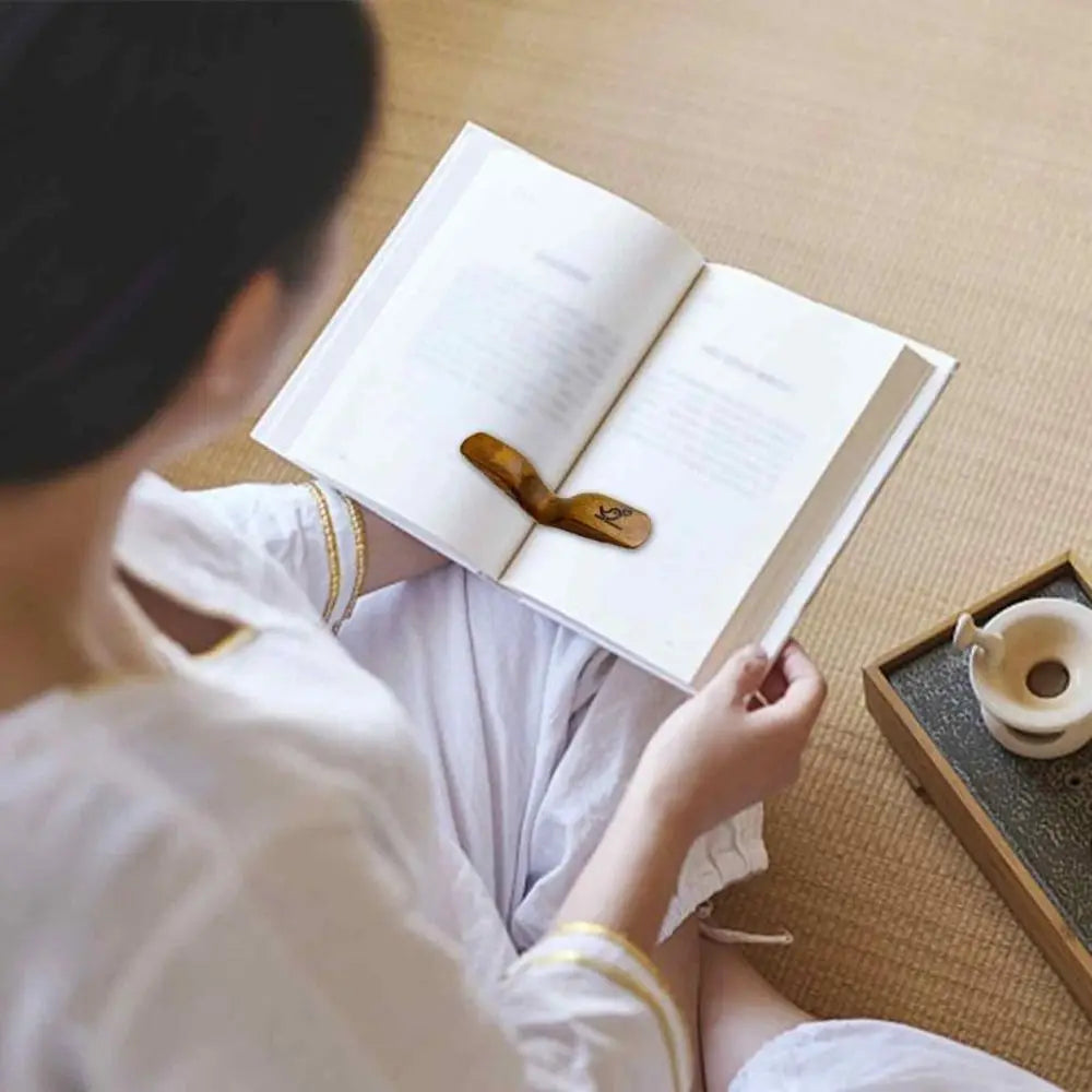 One Hand Reading Thumb Book Support Book Page Holder Convenient Bookmark Office Book Lovers Bookmark Wooden Thumb Bookmark