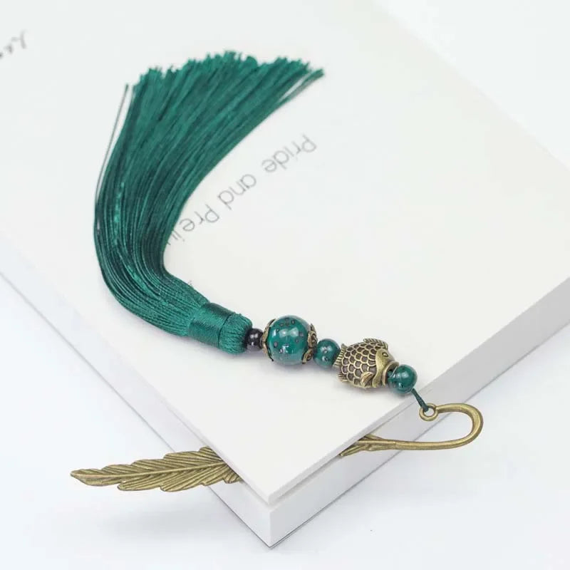 1PC Chinese Style Retro Metal Bookmark with Tassel Creative Plum Bossom Book Mark Students Stationery School Office Supply Gifts