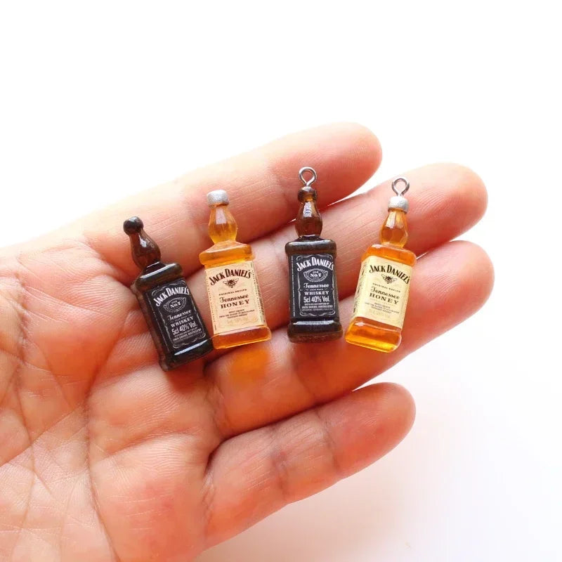 10pcs Mini Alcohol Drink Bottle Charms Simulation Beverages Pendants for Earrings Necklaces Keychain DIY Jewlery Making Craft