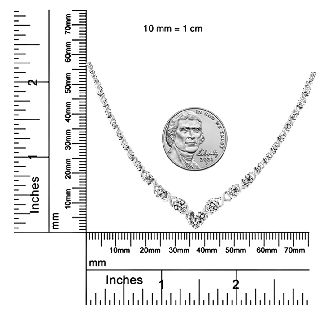 Collar llamativo de 18" con centro en forma de corazón y diamantes redondos engastados en garras de 1/2 ctw en plata esterlina 925 (color IJ, claridad I3)
