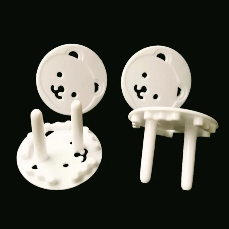 4pcs Baby Safety Child Electric Socket Outlet Plug Protection Security Two Phase Safe Lock Cover Kids Sockets Cover Plugs