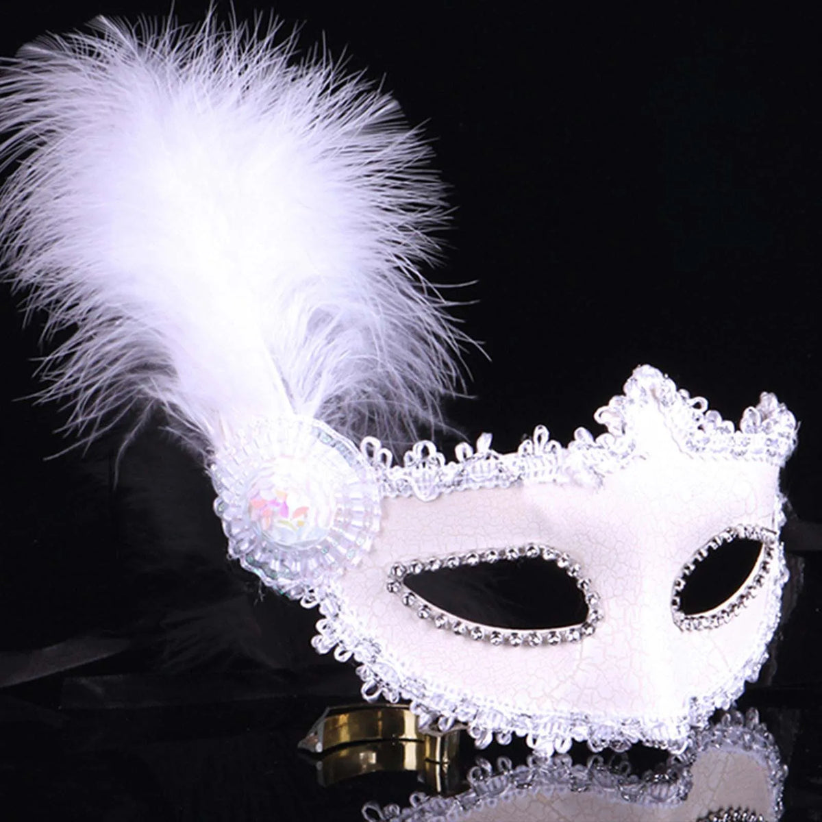 Carnival Masquerade For Women's Faux Feather Party Face Mask Novelty Halloween Christmas Easter Cosplay Party Prom Mask