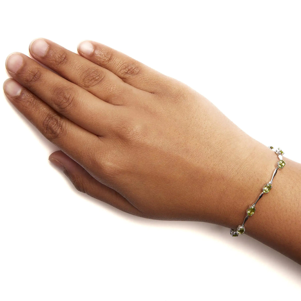 Pulsera de eslabones de peridoto verde creado en forma ovalada de 5 1/2 quilates en plata esterlina 925 (7 pulgadas)