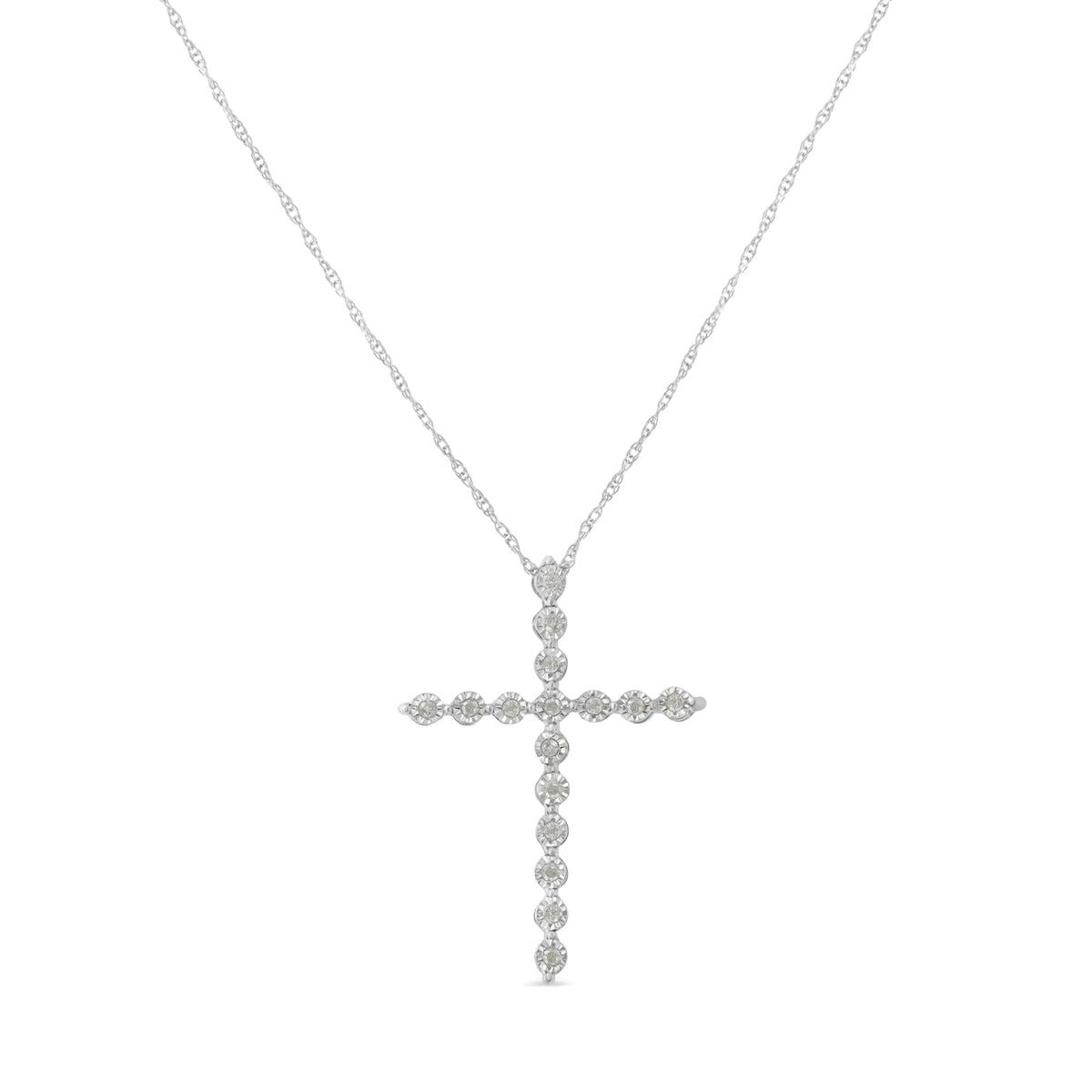 Collar con colgante de cruz de 18" con garras compartidas y diamantes de talla brillante de 1/6 ct en plata esterlina 925 (color IJ, claridad I2-I3)