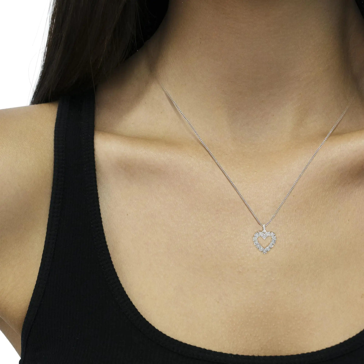 Collar con colgante de corazón abierto de 18" con diamantes engastados milagrosamente y de 1/3 ct en plata esterlina 925 (color IJ, claridad I2-I3)