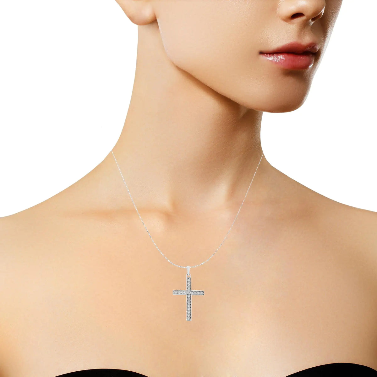 Collar con colgante de cruz de diamantes de talla redonda de 3/8 quilates y 18 in en plata de ley 925 (color IJ, claridad I2-I3)