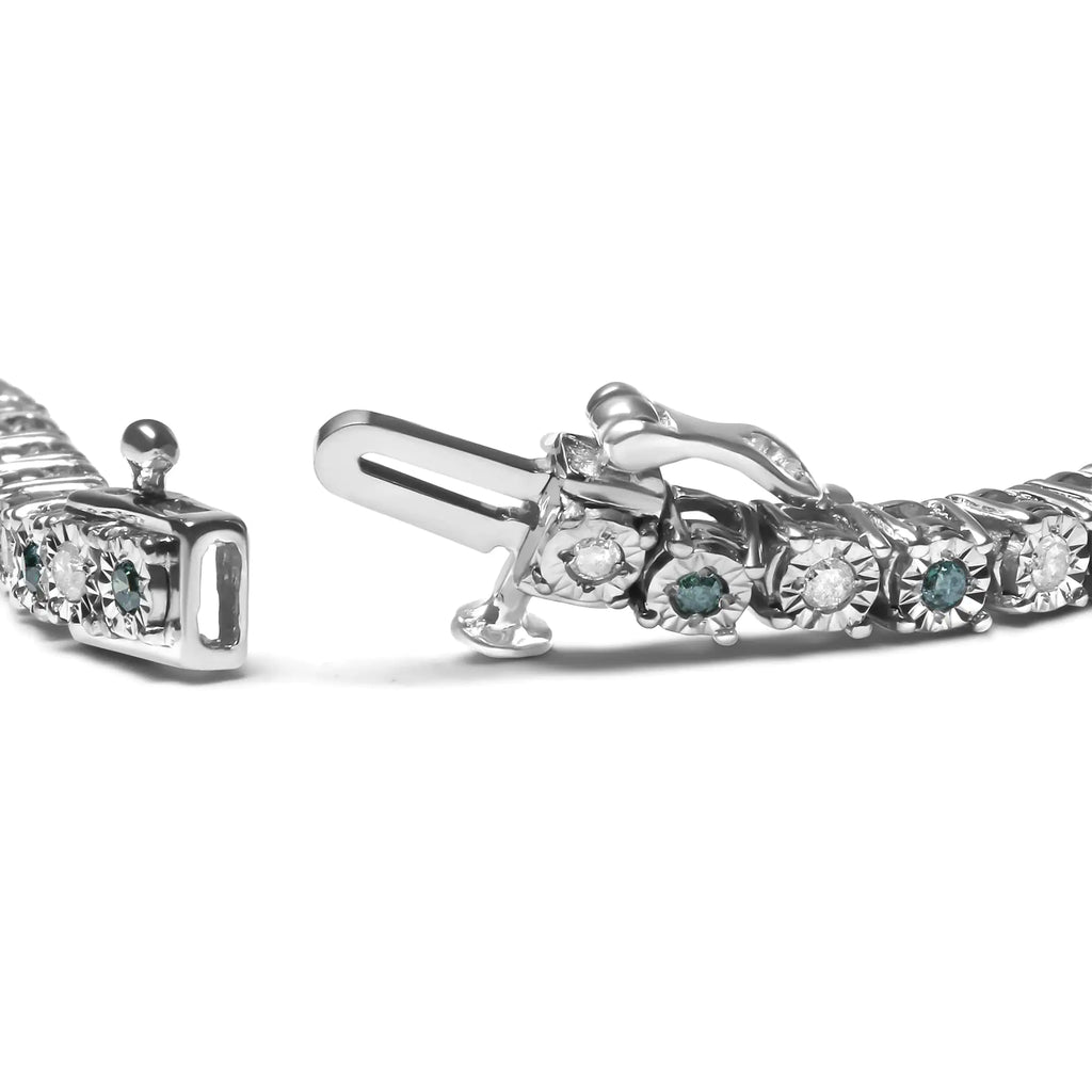 Bracelet de tennis en argent sterling 925 de 1,0 ct avec alternance de diamants blancs ronds et de diamants verts traités ronds (couleur verte et IJ, pureté I3) - Taille 7" pouces