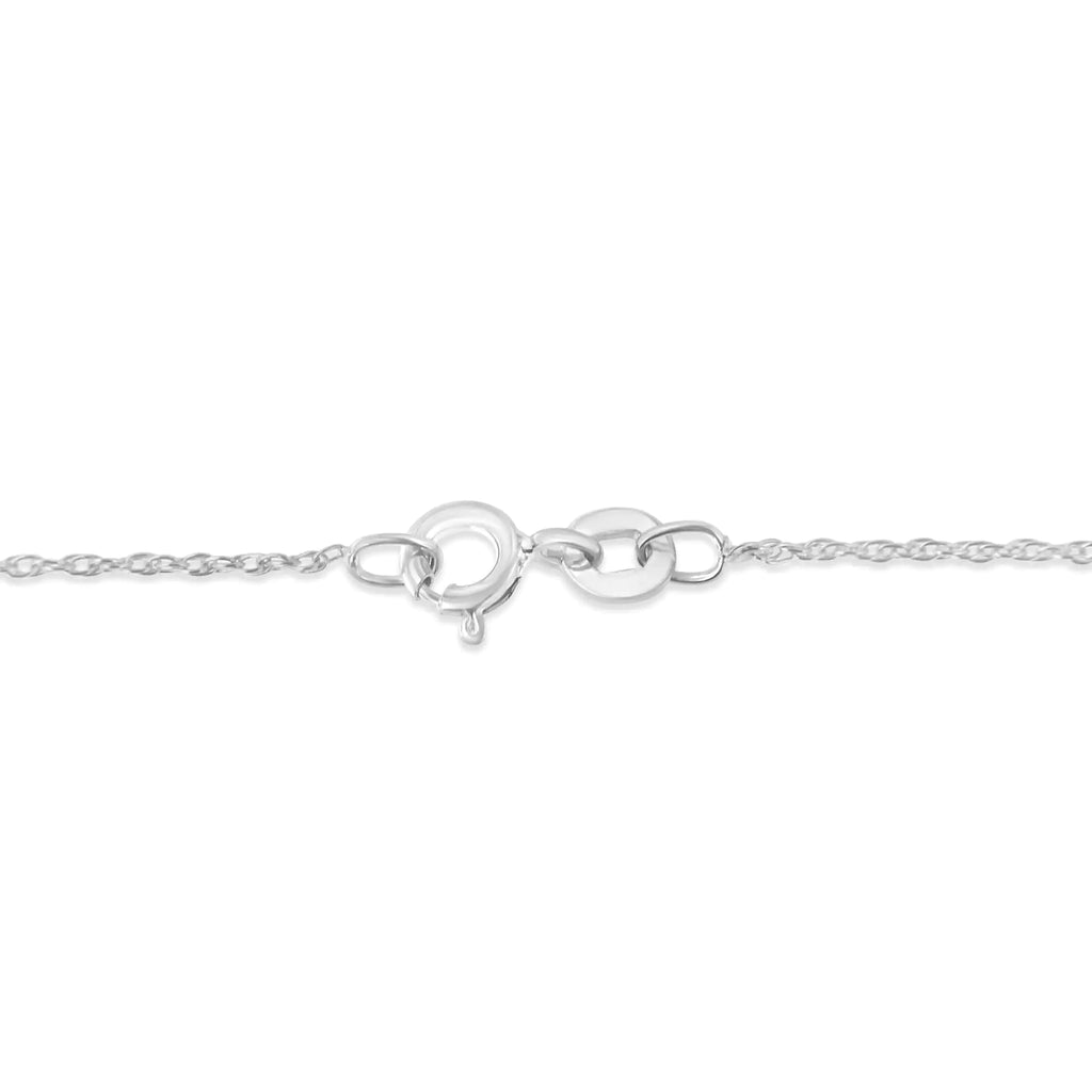 Collar con colgante de cruz de 18" con garras compartidas y diamantes de talla brillante de 1/6 ct en plata esterlina 925 (color IJ, claridad I2-I3)