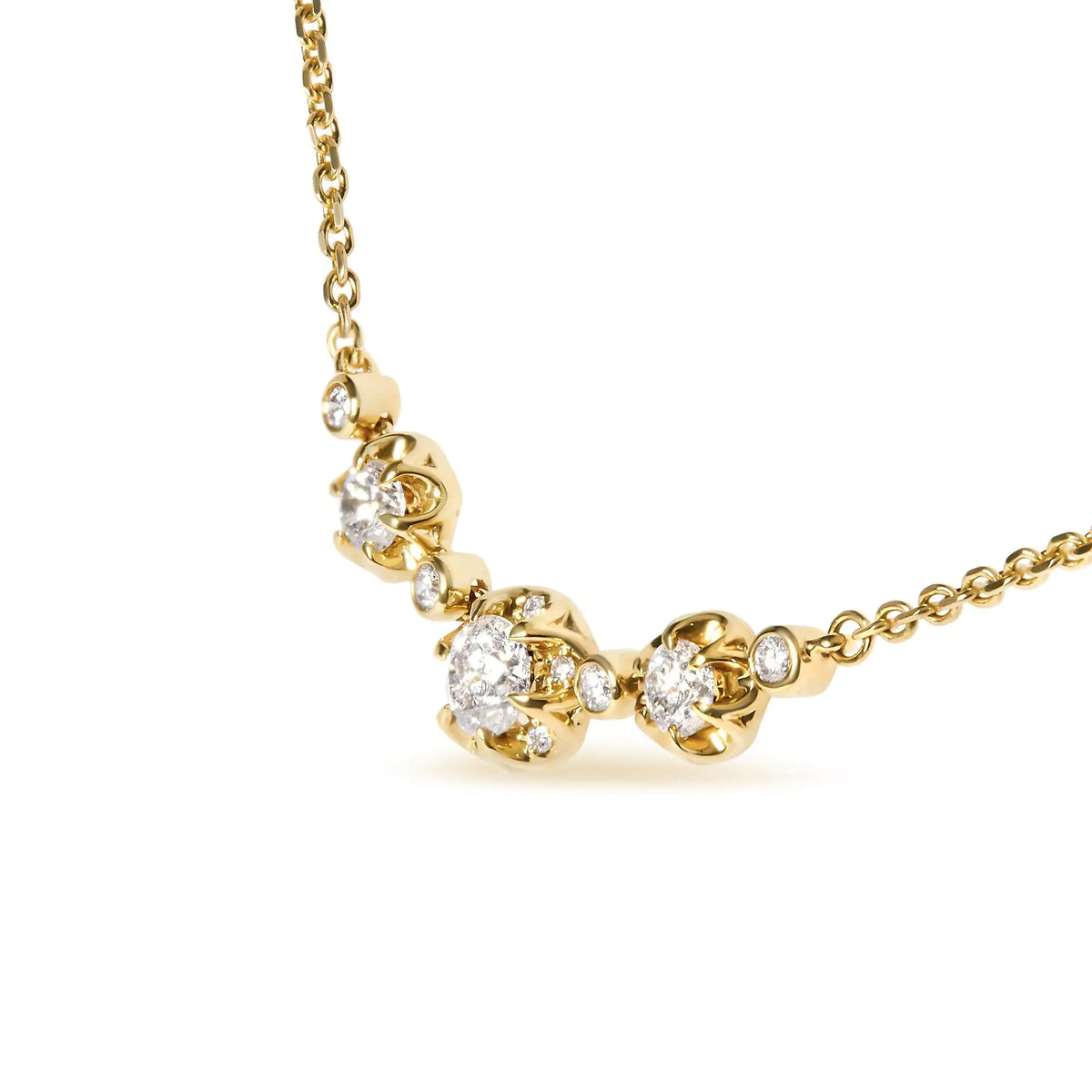 14k Yellow Gold 3/4 Cttw 3 Stone Round Diamond 18" Statement Necklace  (H-I Color, I1-I2 Clarity)