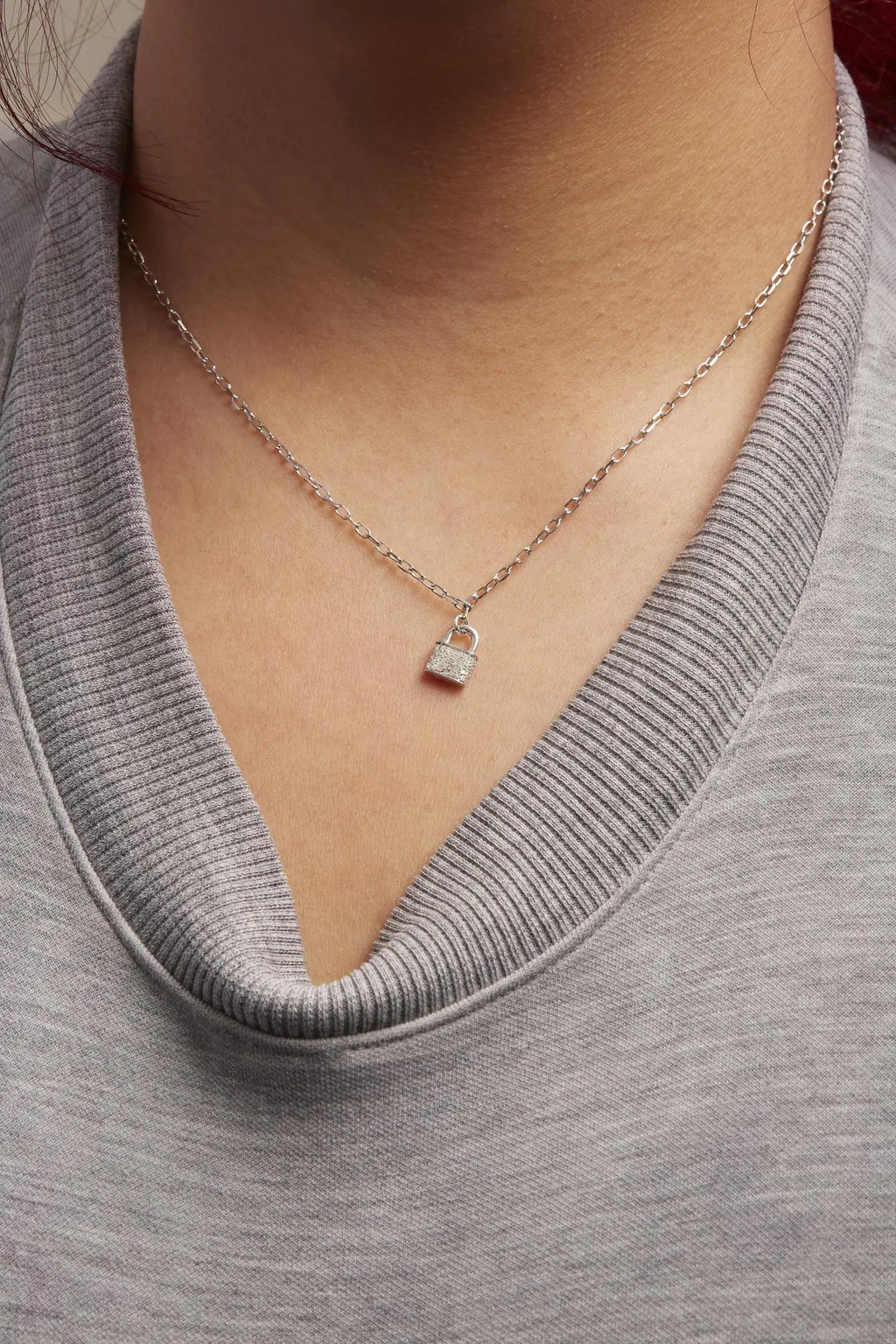 Collier avec pendentif en argent sterling 925 avec fermoir en diamant 1/4 ct et chaîne trombone (couleur HI, clarté SI2-I1)